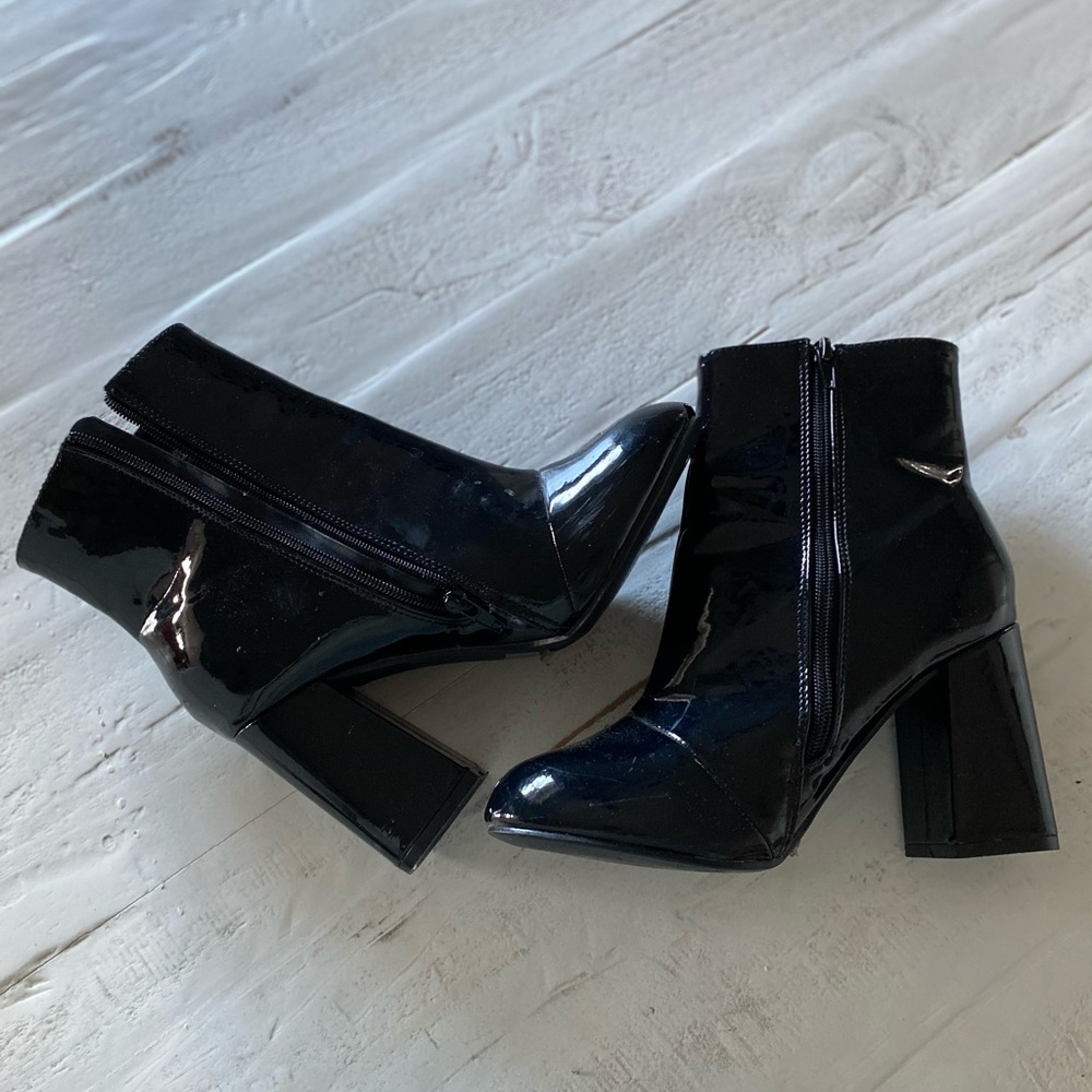 Black chunky heel booties